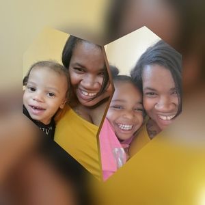 Meet your Posher, Yolanda